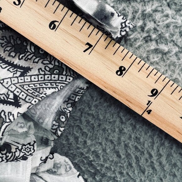 Avenue Women Tunic Top 18/20 Gray White Embellished‎ Short Sleeve Pullover Shirt - Picture 9 of 9